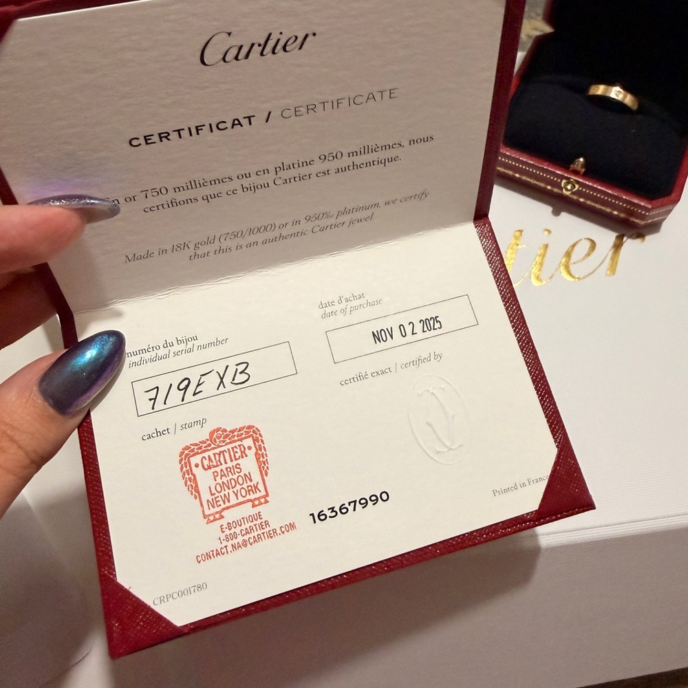 EUC AUTHENTIC CARTIER LOVE RING SMALL MODEL- 1 diamond 8 3/4 - Picture 4 of 16